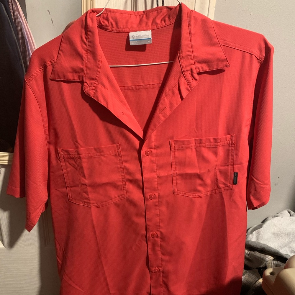 Columbia Men’s shirt